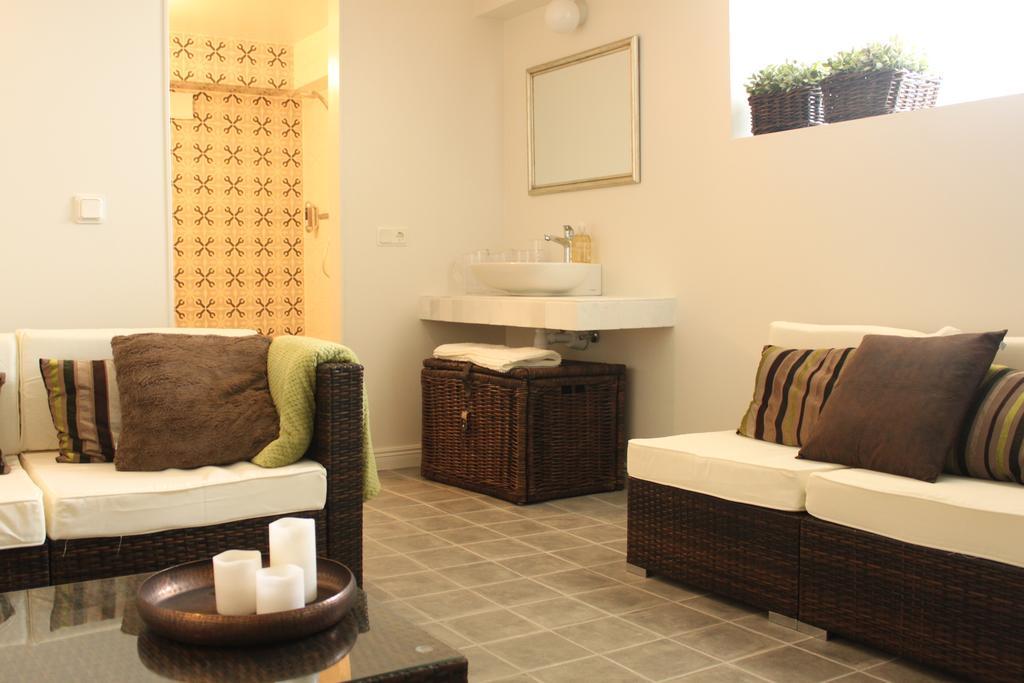 Guesthouse Eleven Hotel أرفيكا المظهر الخارجي الصورة